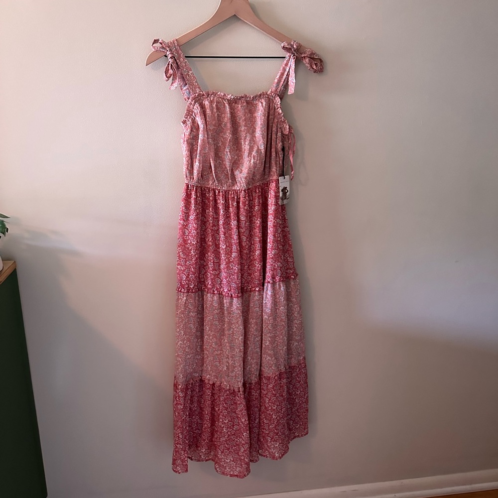 Floral tiered midi dress